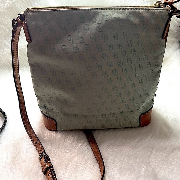 DOONEY & BOURKE DB Monogram Signature Cross-body Bag - Picture 2 of 6